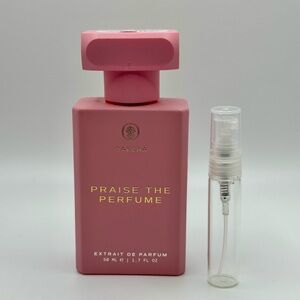 Oakcha Praise the Perfume